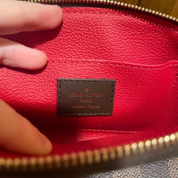 Louis Vuitton cosmetic pouch - Picture 4 of 6